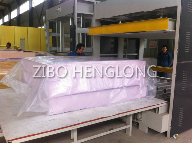 Mattress foam compressed machine